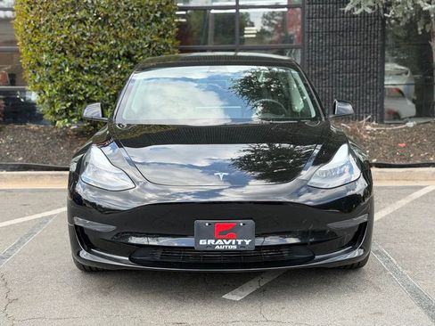 Used 2023 Tesla Model 3 Standard Range image 3