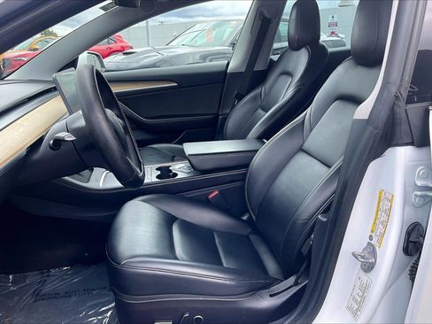 Used 2021 Tesla Model 3 Standard Range Plus RWD image 22