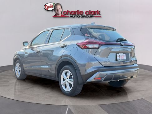 Certified 2025 Nissan Kicks Play S FWD image 3