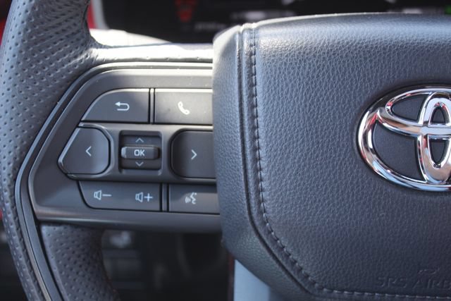 Used 2025 Toyota Sequoia TRD Pro AWD/4WD image 30