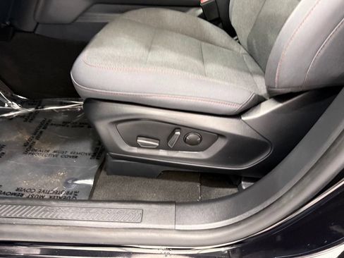 Certified 2025 Ford Explorer Active AWD/4WD image 13