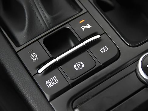 Used 2025 Kia K5 LXS FWD image 28