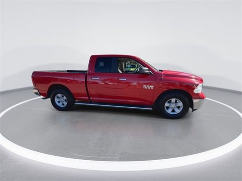 Used 2017 RAM 1500 Classic SLT image 9