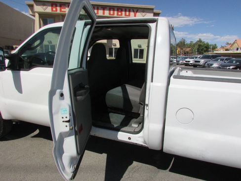 Used 2006 Ford F250 Lariat image 20
