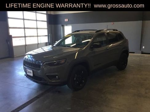 Used 2023 Jeep Cherokee Altitude Lux AWD/4WD image 4