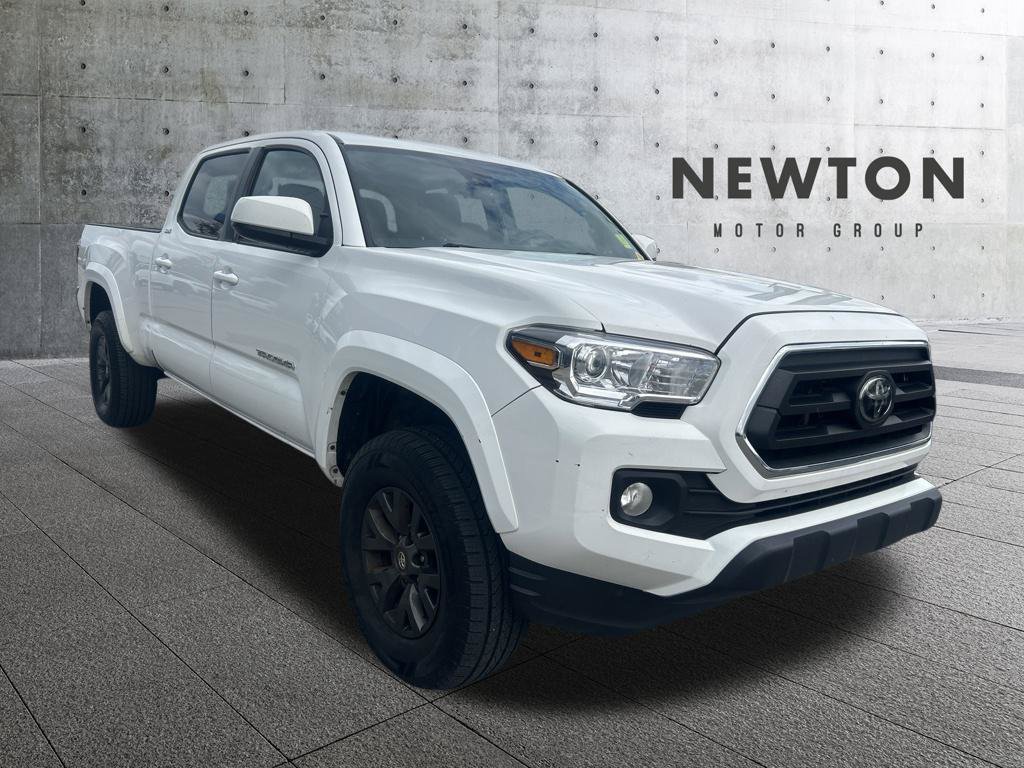 Used 2023 Toyota Tacoma SR5 AWD/4WD image 1