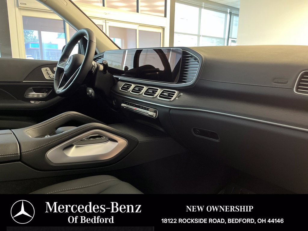 Used 2026 Mercedes-Benz GLS 450 4MATIC image 21