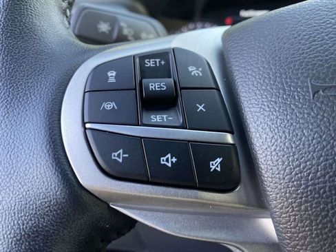 Used 2023 Ford Explorer XLT w/ Equipment Group 202A image 25