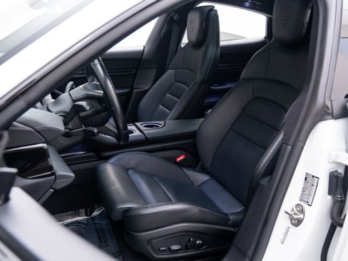 Used 2021 Porsche Taycan 4S image 13