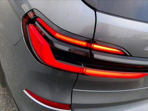 Certified 2025 BMW X7 M60i image 27