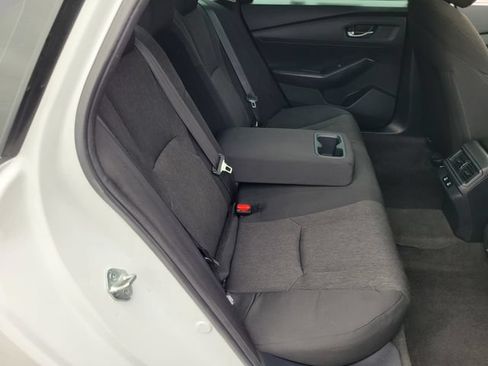 Used 2025 Honda Accord SE image 22