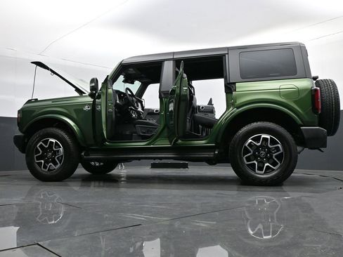 New 2025 Ford Bronco Outer Banks image 38