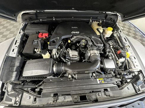 Used 2020 Jeep Gladiator Rubicon image 28