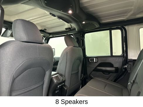 Used 2025 Jeep Wrangler Unlimited Sahara image 25