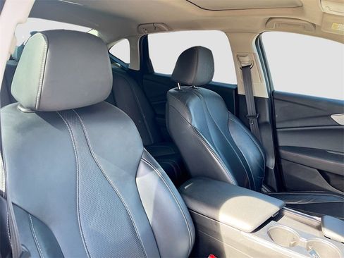 Used 2021 Acura TLX w/ Technology Package image 29