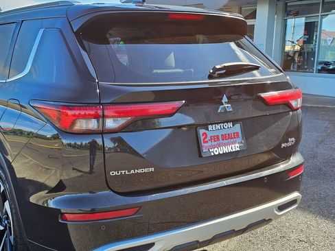 Used 2024 Mitsubishi Outlander SEL AWD/4WD image 10