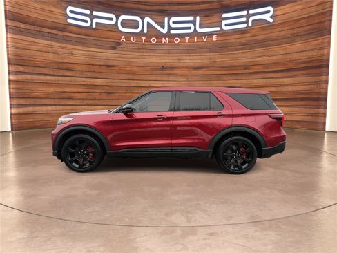 Used 2021 Ford Explorer ST w/ Equipment Group 401A image 2