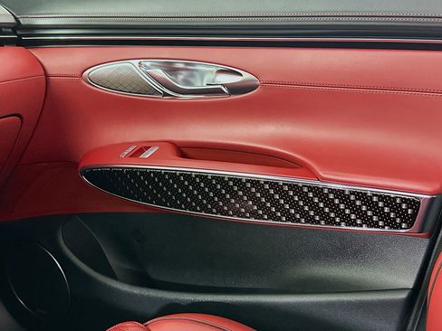 Used 2024 Genesis GV70 3.5T Sport w/ Sport Prestige Package image 17