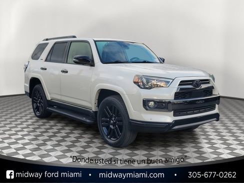 Used 2020 Toyota 4Runner SR5 image 1