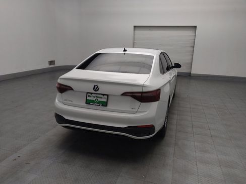 Used 2023 Volkswagen Jetta SE w/ Panoramic Sunroof Package image 7