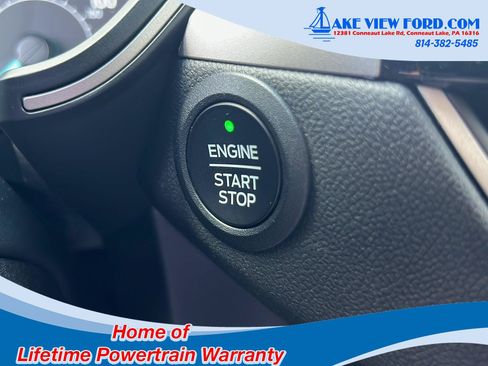 Used 2022 Ford Escape SE w/ Cold Weather Package AWD/4WD image 38