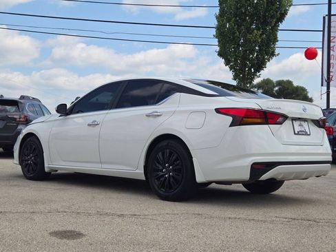 Used 2022 Nissan Altima 2.5 S FWD image 15