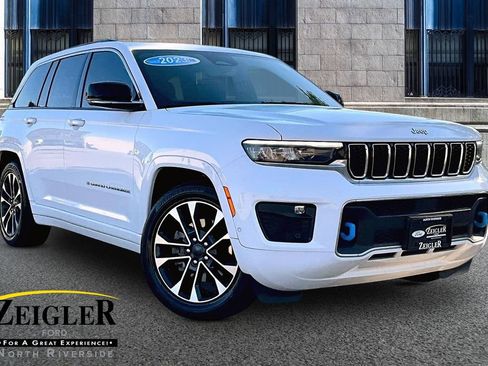Used 2023 Jeep Grand Cherokee Overland w/ Luxury Tech Group IV AWD/4WD image 1