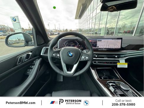 New 2026 BMW X5 xDrive50e w/ Premium Package AWD/4WD image 13