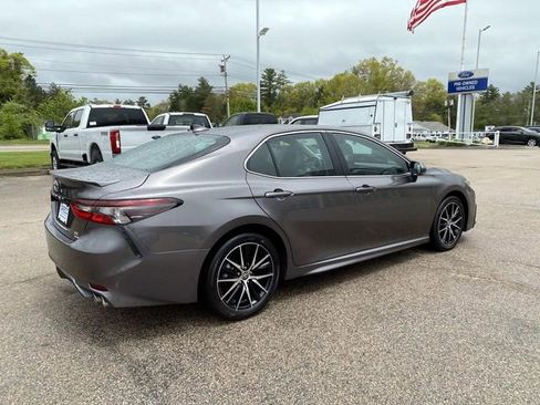 Used 2024 Toyota Camry SE w/ Cold Weather Package AWD/4WD image 3