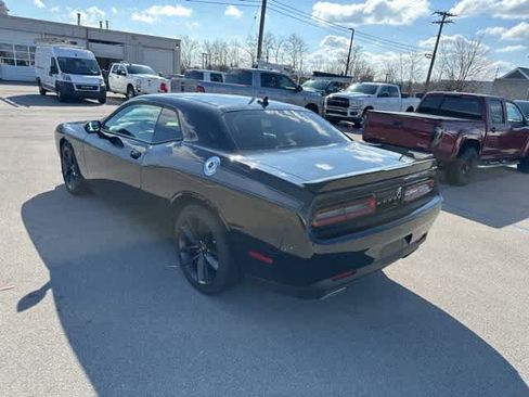 Used 2022 Dodge Challenger GT w/ Plus Package image 16
