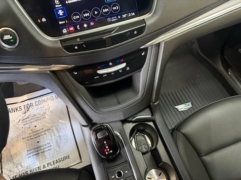 Used 2025 Cadillac XT5 Luxury w/ LPO, Floor Liner Package FWD image 25