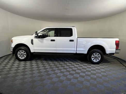 Used 2022 Ford F350 XLT w/ XLT Value Package AWD/4WD image 2