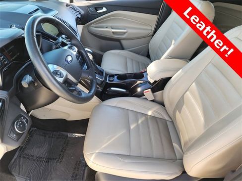 Used 2017 Ford C-MAX Energi Titanium w/ Equipment Group 501A image 14