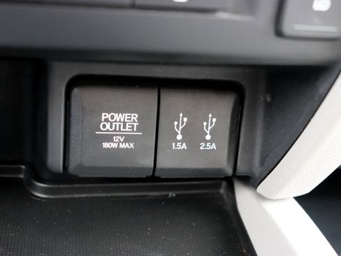 Used 2016 Honda Pilot Touring image 51