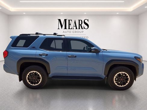 Used 2025 Toyota 4Runner TRD Off-Road Premium w/ Tow Technology Package AWD/4WD image 6