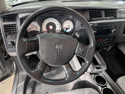 Used 2011 Dodge Dakota Big Horn image 13