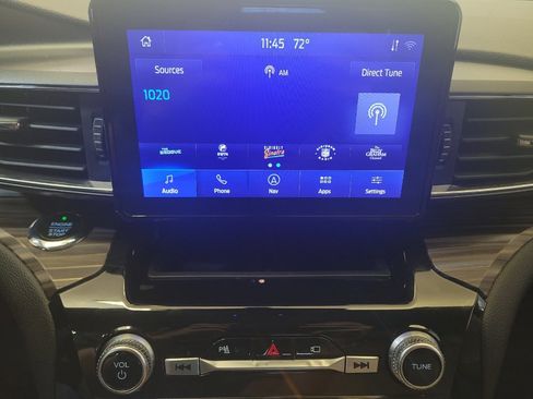 Used 2021 Ford Explorer Limited w/ Hybrid Equipment Group 310A AWD/4WD image 25