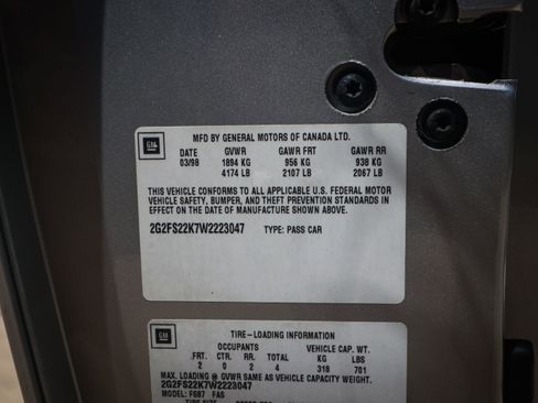 Used 1998 Pontiac Firebird Formula w/ Opt Pkg image 33