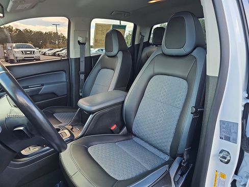 Used 2022 Chevrolet Colorado Z71 image 20