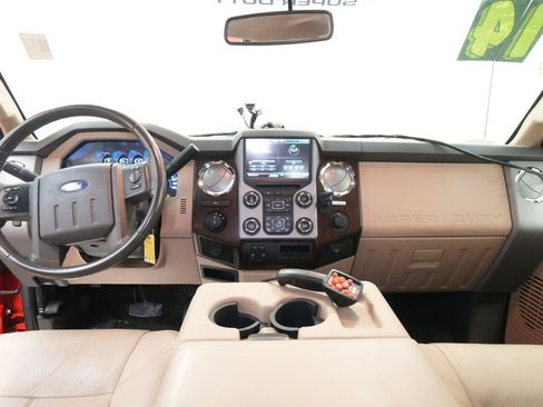 Used 2014 Ford F350 Lariat image 28