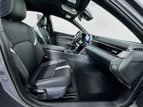 New 2026 Toyota Camry SE FWD image 27