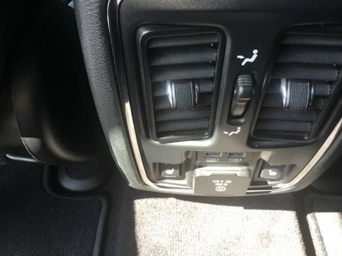 Used 2016 Jeep Grand Cherokee Limited w/ Trailer Tow Group IV AWD/4WD image 19