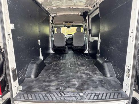 Used 2019 Ford Transit 250 130 Medium Roof RWD image 13