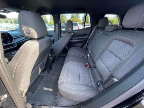 Used 2025 Chevrolet Equinox LT image 24