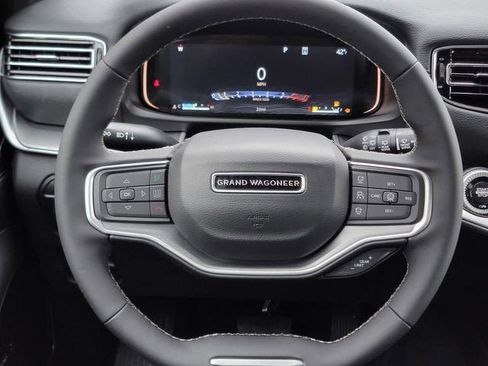 New 2026 Jeep Grand Wagoneer Limited w/ Premium Group II image 32