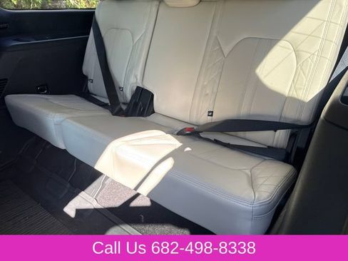 Used 2020 Ford Expedition Platinum RWD image 17