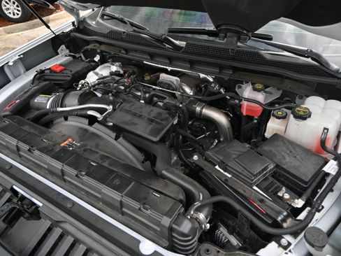 Used 2025 Chevrolet Silverado 3500 High Country w/ High Country Premium Package AWD/4WD image 37