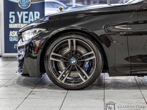 Used 2018 BMW M4 Coupe w/ Executive Package RWD image 8