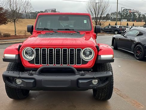 Used 2025 Jeep Wrangler Backcountry image 3