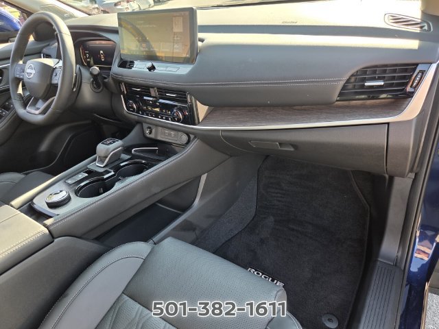 Certified 2025 Nissan Rogue Platinum w/ Platinum Premium Package AWD/4WD image 18